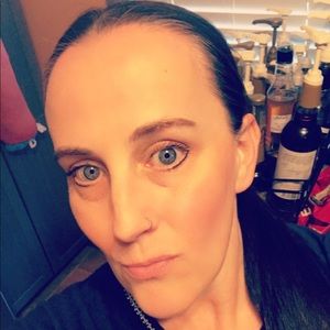 Meet your Posher, Jeannina